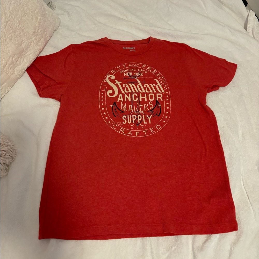 Small red t-shirt old navy
